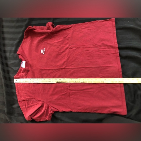 CHAMPION Burgundy Tee - Picture 8 of 9